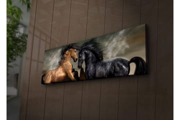 Canvastavla med LED-belysning 30x90 cm - Två hästar som möts i en kraftfull och dramatisk komposition - Guld / Svart / Grå - Inredning - Tavlor & posters - Canvastavla