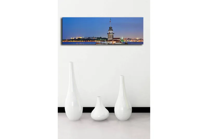 Canvastavla med LED-belysning 30x90 cm - Utsikt över en historisk fyr vid havet i skymningstimmen - Blå / Vit / Grå - Inredning - Tavlor & posters - Canvastavla