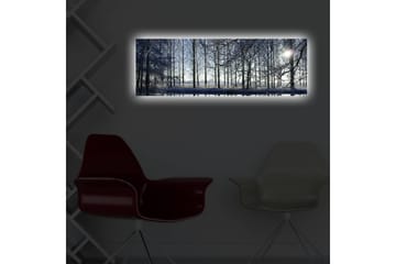 Canvastavla med LED-belysning 30x90 cm - Vinterlandskap med snöklädda träd och en svag solstråle - Blå / Vit / Grå - Inredning - Tavlor & posters - Canvastavla