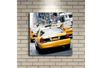 Canvastavla med LED-belysning 40x40 cm - Gula taxibilar på en livlig stadsgata - Gul / Svart / Grå - Inredning - Tavlor & posters - Canvastavla