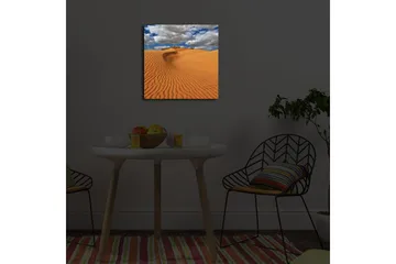 Canvastavla med LED-belysning 40x40 cm - Sanddyner under en blå himmel med moln - Orange / Blå / Vit - Inredning - Tavlor & posters - Canvastavla
