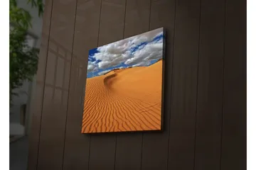 Canvastavla med LED-belysning 40x40 cm - Sanddyner under en blå himmel med moln - Orange / Blå / Vit - Inredning - Tavlor & posters - Canvastavla