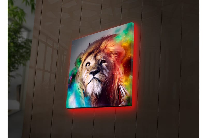 Canvastavla med LED-belysning 40x40 cm - Storslagen lejonhuvud med färgglada detaljer - Guld / Grön / Röd - Inredning - Tavlor & posters - Canvastavla