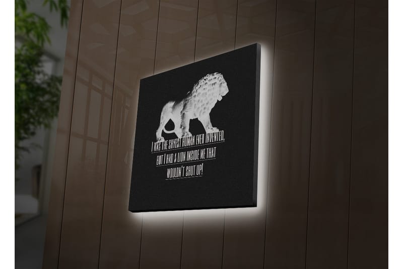 Canvastavla med LED-belysning 40x40 cm - Vit lejonfigur mot svart bakgrund med inspirerande text - Vit / Svart - Inredning - Tavlor & posters - Canvastavla