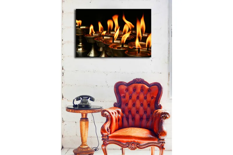 Canvastavla med LED-belysning 45x70 cm - Flammor från oljelampor som sprider värme och ljus - Orange / Guld / Svart - Inredning - Tavlor & posters - Canvastavla