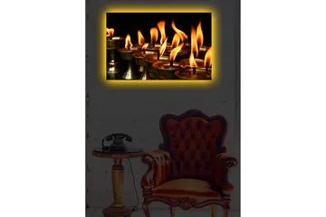 Canvastavla med LED-belysning 45x70 cm - Flammor från oljelampor som sprider värme och ljus - Orange / Guld / Svart - Inredning - Tavlor & posters - Canvastavla