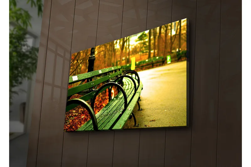 Canvastavla med LED-belysning 45x70 cm - Grön bänk i en höstig parkmiljö - Grön / Gul / Brun - Inredning - Tavlor & posters - Canvastavla