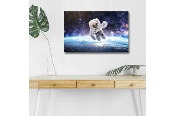 Canvastavla med LED-belysning - Astronaut som svävar i rymden över jorden - Vit / Blå / Svart - Inredning - Tavlor & posters - Canvastavla