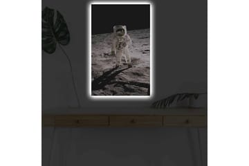 Canvastavla med LED-belysning - Astronaut på månens yta - Svart / Grå / Vit - Inredning - Tavlor & posters - Canvastavla