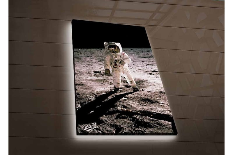 Canvastavla med LED-belysning - Astronaut på månens yta - Svart / Grå / Vit - Inredning - Tavlor & posters - Canvastavla