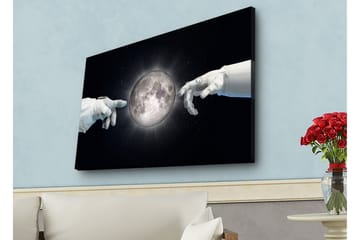 Canvastavla med LED-belysning - Astronauthänder som sträcker sig mot månen - Svart / Vit / Grå - Inredning - Tavlor & posters - Canvastavla
