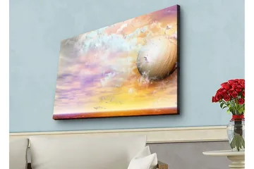 Canvastavla med LED-belysning - Drömlik landskap med en stor planet och färgglada moln - Lila / Orange / Beige - Inredning - Tavlor & posters - Canvastavla