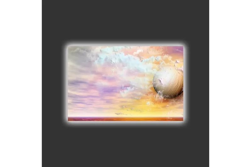 Canvastavla med LED-belysning - Drömlik landskap med en stor planet och färgglada moln - Lila / Orange / Beige - Inredning - Tavlor & posters - Canvastavla