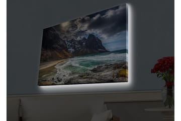 Canvastavla med LED-belysning - Dramatiska berg med snö och en turkos havsstrand - Mörkgrå / Turkos / Beige - Inredning - Tavlor & posters - Canvastavla