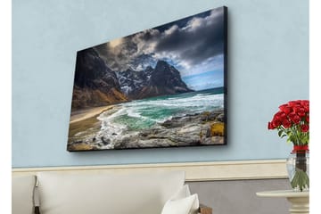 Canvastavla med LED-belysning - Dramatiska berg med snö och en turkos havsstrand - Mörkgrå / Turkos / Beige - Inredning - Tavlor & posters - Canvastavla