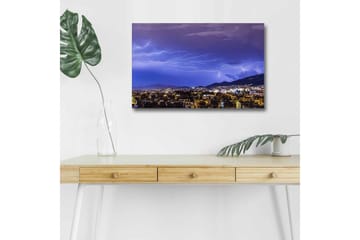 Canvastavla med LED-belysning - Dramatiskt åskväder över en stadssilhuett - Mörkblå / Lila / Vit - Inredning - Tavlor & posters - Canvastavla