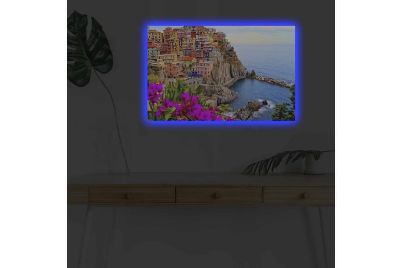 Canvastavla med LED-belysning - Färgglad kustby med färgglada hus och havsutsikt - Lila / Orange / Blå - Inredning - Tavlor & posters - Canvastavla