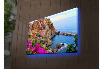 Canvastavla med LED-belysning - Färgglad kustby med färgglada hus och havsutsikt - Lila / Orange / Blå - Inredning - Tavlor & posters - Canvastavla