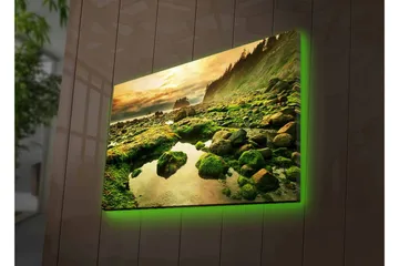 Canvastavla med LED-belysning - Grönskande kustlandskap med klippor och spegelblanka vattenpölar - Grön / Brun / Gul - Inredning - Tavlor & posters - Canvastavla