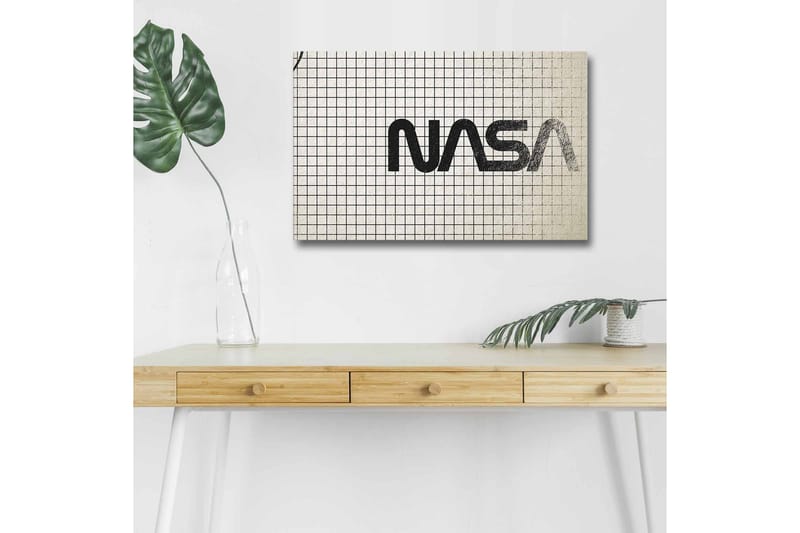 Canvastavla med LED-belysning - Grafisk representation av NASA-logotypen på rutigt mönster - Svart / Vitt / Grått - Inredning - Tavlor & posters - Canvastavla