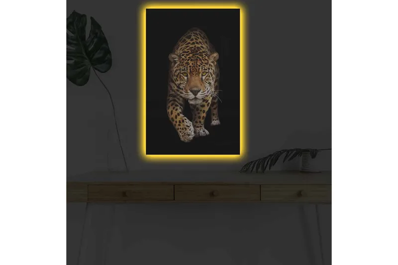 Canvastavla med LED-belysning - Jagande jaguar i fokus - Guld / Svart / Vit - Inredning - Tavlor & posters - Canvastavla
