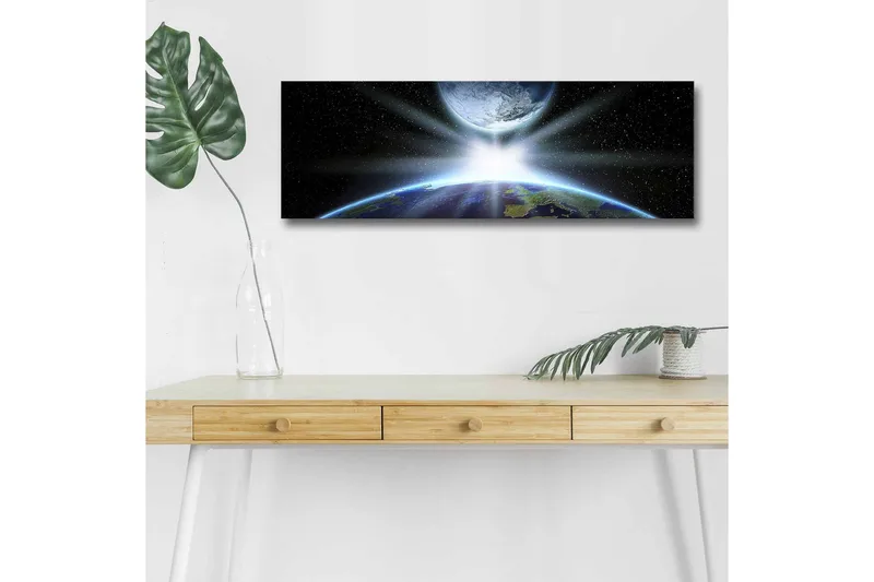 Canvastavla med LED-belysning - Jorden sedd från rymden med strålar av ljus som bryter genom atmosfären - Blå / Grön / Svart - Inredning - Tavlor & posters - Canvastavla