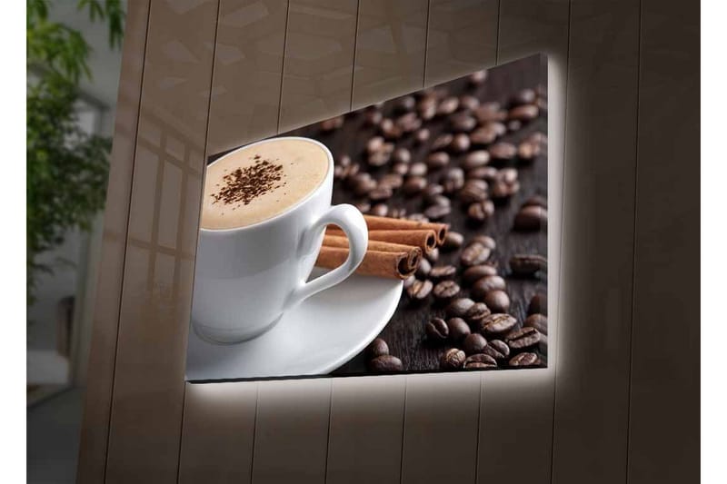Canvastavla med LED-belysning - Kopp med kaffe och kanelstänger på en bakgrund av kaffebönor - Brun / Vit / Beige - Inredning - Tavlor & posters - Canvastavla