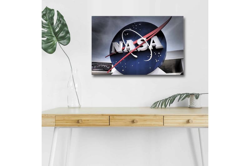 Canvastavla med LED-belysning - NASA:s ikoniska logotyp med en blå cirkel och röd bana - Blå / Röd / Vit - Inredning - Tavlor & posters - Canvastavla