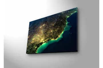 Canvastavla med LED-belysning - Nattlig vy av en stad med ljus och hav - Mörkblå / Grön / Gul - Inredning - Tavlor & posters - Canvastavla