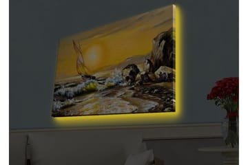Canvastavla med LED-belysning - Segelbåt på en gyllene havshorisont - Guld / Blå / Grön - Inredning - Tavlor & posters - Canvastavla