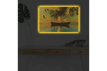 Canvastavla med LED-belysning - Silhuett av en båt på spegelblanka vatten med en färgsprakande solnedgång - Gult / Grönt / Svart - Inredning - Tavlor & posters - Canvastavla