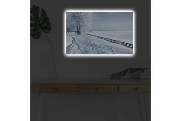Canvastavla med LED-belysning - Snöklädd vinterlandskap med fotspår och träddunge - Vit / Ljusblå / Grå - Inredning - Tavlor & posters - Canvastavla