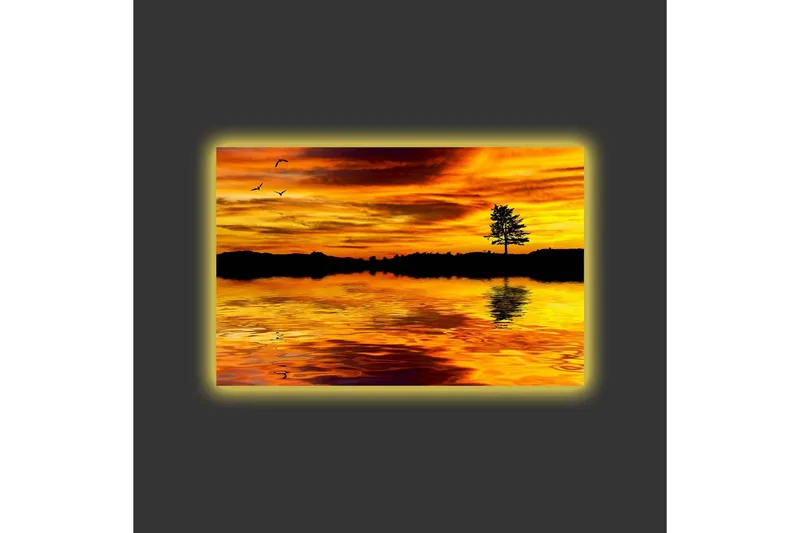 Canvastavla med LED-belysning - Solnedgång över en spegelblanka sjö med silhouett av ett träd - Guld / Orange / Svart - Inredning - Tavlor & posters - Canvastavla