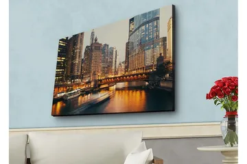 Canvastavla med LED-belysning - Stadslandskap med skyskrapor vid en flod i skymning - Guld / Blå / Grå - Inredning - Tavlor & posters - Canvastavla