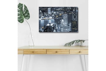 Canvastavla med LED-belysning - Stadssilhuett av en nattlig skyline med ljusreflektioner i vattnet - Svart / Grå / Vit - Inredning - Tavlor & posters - Canvastavla