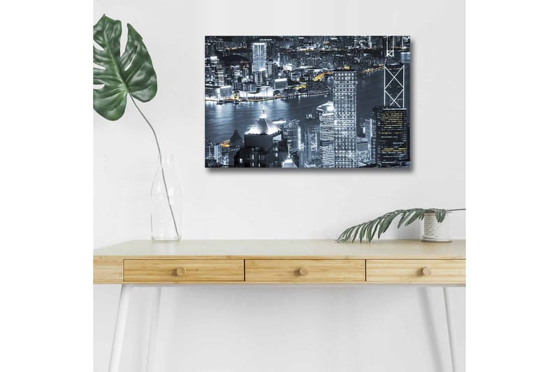 Canvastavla med LED-belysning - Stadssilhuett av en nattlig skyline med ljusreflektioner i vattnet - Svart / Grå / Vit - Inredning - Tavlor & posters - Canvastavla