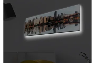 Canvastavla med LED-belysning - Stadssilhuett med reflektioner i vattnet - Grå / Beige / Orange - Inredning - Tavlor & posters - Canvastavla