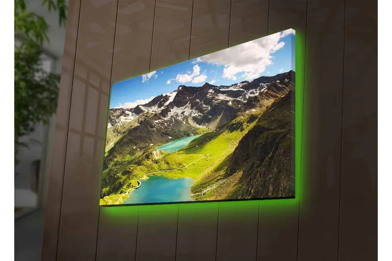 Canvastavla med LED-belysning - Storslagen bergslandskap med en glittrande sjö och grönskande dalar - Grön / Blå / Vit - Inredning - Tavlor & posters - Canvastavla