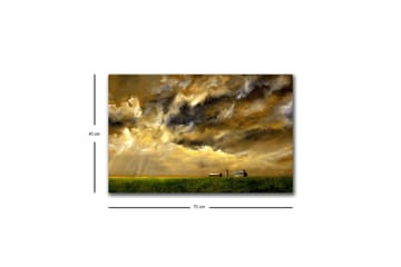 Canvastavla med LED-belysning - Storslagen landskapsvy med dramatiska moln och en gård i horisonten - Guld / Mörkblå / Grön - Inredning - Tavlor & posters - Canvastavla