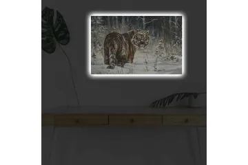 Canvastavla med LED-belysning - Tiger i snöig skogsmiljö - Orange / Vit / Grå - Inredning - Tavlor & posters - Canvastavla
