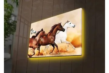 Canvastavla med LED-belysning - Tre hästar i rörelse över en sandig yta - Brun / Vit / Beige - Inredning - Tavlor & posters - Canvastavla