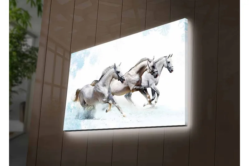 Canvastavla med LED-belysning - Tre vita hästar som galopperar genom snölandskap - Vit / Ljusgrå / Blå - Inredning - Tavlor & posters - Canvastavla