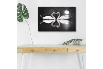 Canvastavla med LED-belysning - Två svanar som formar ett hjärta i en spegelblanka sjö under en måne - Vit / Svart / Grå - Inredning - Tavlor & posters - Canvastavla