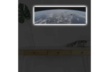 Canvastavla med LED-belysning - Utsikt över jorden från rymden med internationella rymdstationen i fokus - Blå / Vit / Svart - Inredning - Tavlor & posters - Canvastavla