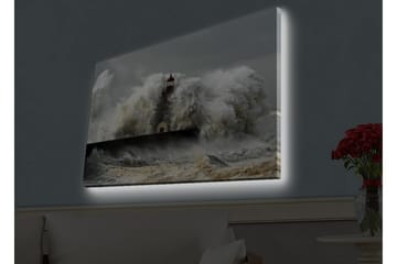 Canvastavla med LED-belysning - Vågskvalp som slår mot en fyr i stormigt väder - Grå / Vit / Brun - Inredning - Tavlor & posters - Canvastavla