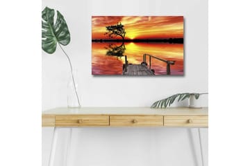 Canvastavla med LED-belysning - Vacker solnedgång över en spegelblanka sjö med en ensam trädbank - Orange / Gul / Svart - Inredning - Tavlor & posters - Canvastavla