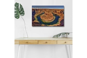 Canvastavla med LED-belysning - Vacker vy av en slingrande flod omgiven av dramatiska klippor - Röd / Grön / Blå - Inredning - Tavlor & posters - Canvastavla