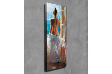 Canvastavla - Naken kvinna som står vid ett fönster med utsikt över havet - Blå / Vit / Beige - Inredning - Tavlor & posters - Canvastavla