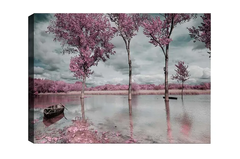 Canvastavla - Rosa träd vid en spegelblanka sjö med en båt i förgrunden - Rosa / Grå / Blå - Inredning - Tavlor & posters - Canvastavla