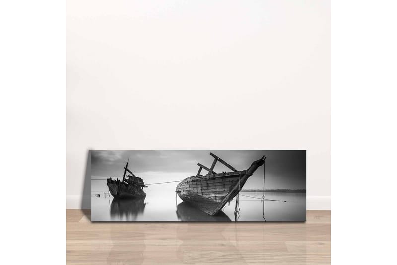 Canvastavla - Skeppsvrak i stilla vatten - Svart / Vitt / Grått - Inredning - Tavlor & posters - Canvastavla